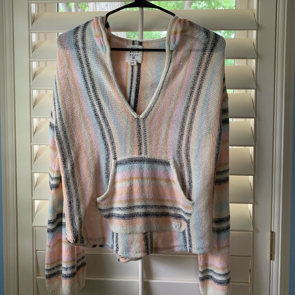 Beachy Billabong Sweater/Coverup